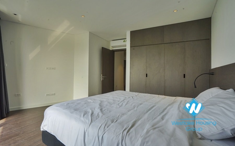 Brand new one bedroom apartment for rent in Truc Bach area, Ba Dinh